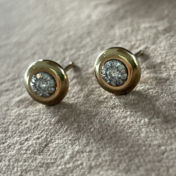 Ørestikker 14 kt. guld - Rund med brillanter 0,17 W/SI 2