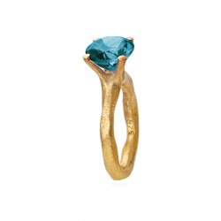 Rustik ring i forgyldt sølv med faceteret London blue krysta - 1681-2-174l